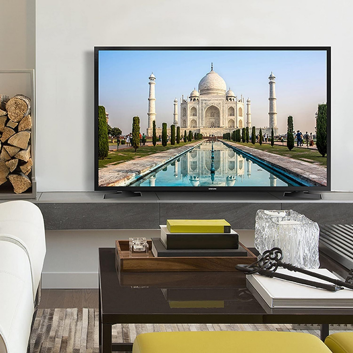 Samsung 80 cm (32 inch) HD Ready LED Smart Tizen TV UA32T4340BKXXL